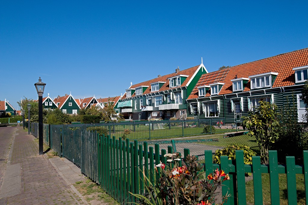 marken markermeer hdr houten huizen waterland vissersdorp paard van